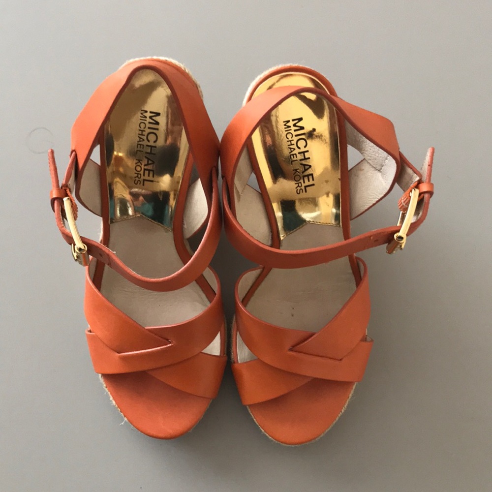 MK wedges